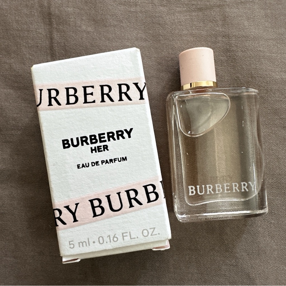 NEW❣️BURBERRY Her mini size - Picture 2 of 2